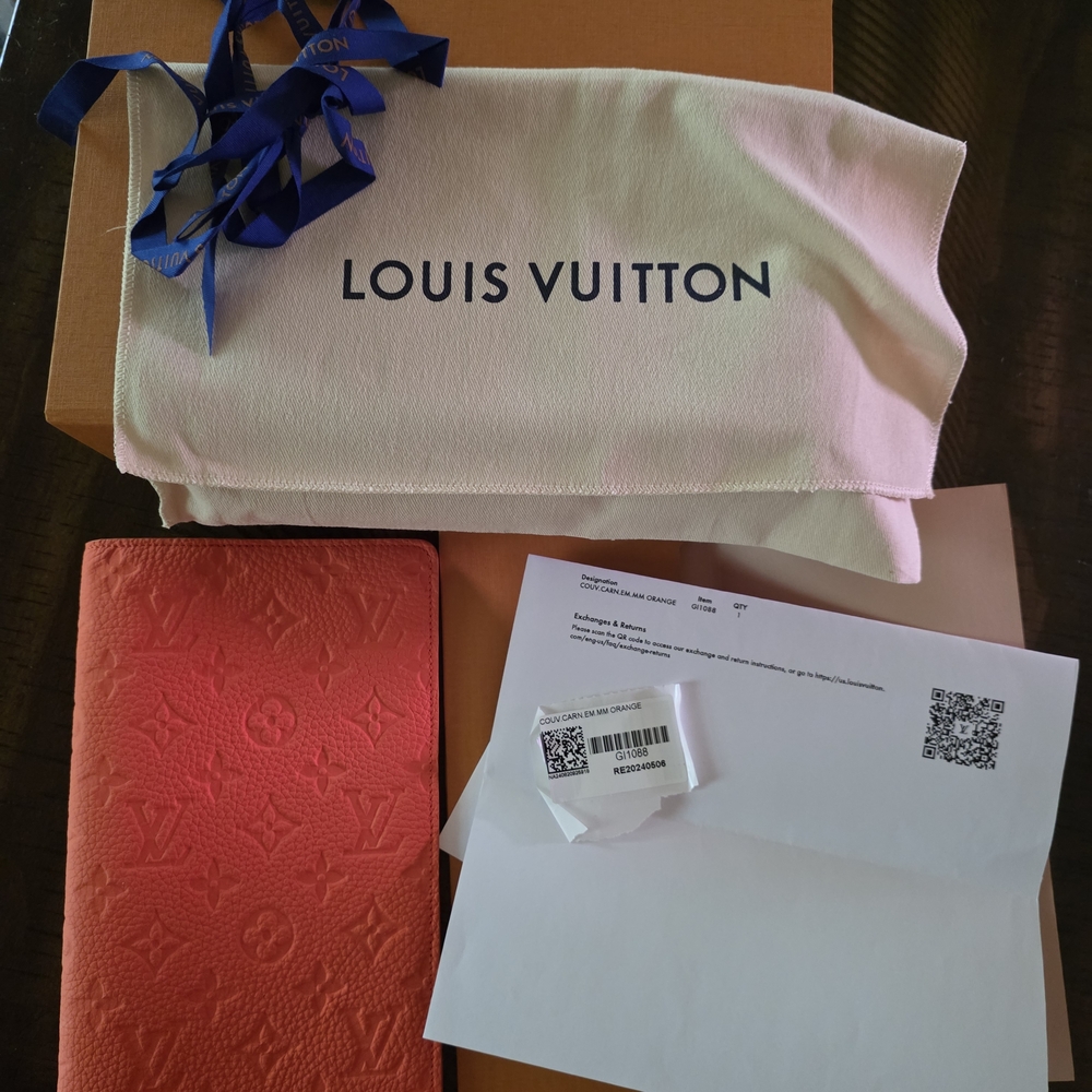 Louis Vuitton Notebook Cover MM